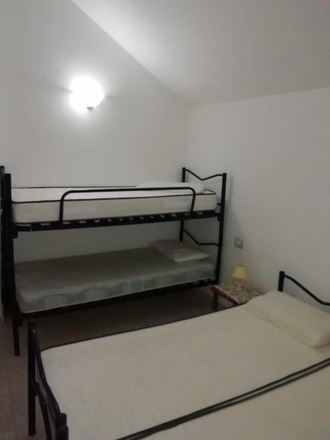 Seguimi A Calasetta SantʼAntìoco Exteriör bild